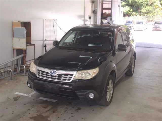 SUBARU FORESTER 2011