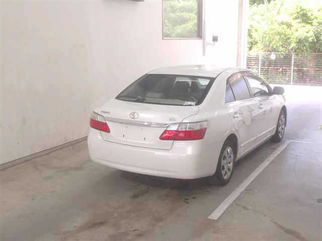 TOYOTA PREMIO 2008