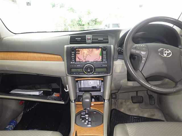 TOYOTA PREMIO 2008