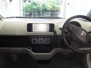 TOYOTA PASSO 2010