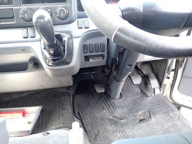 MITSUBISHI CANTER 2014