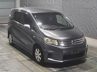 HONDA FREED 2010