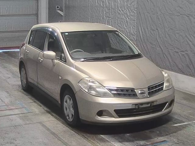 NISSAN TIIDA 2008