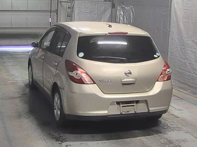 NISSAN TIIDA 2008
