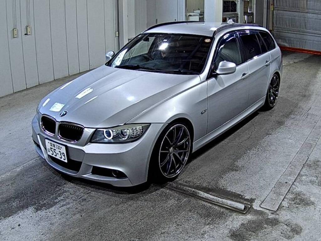 BMW 3 SERIES 2011