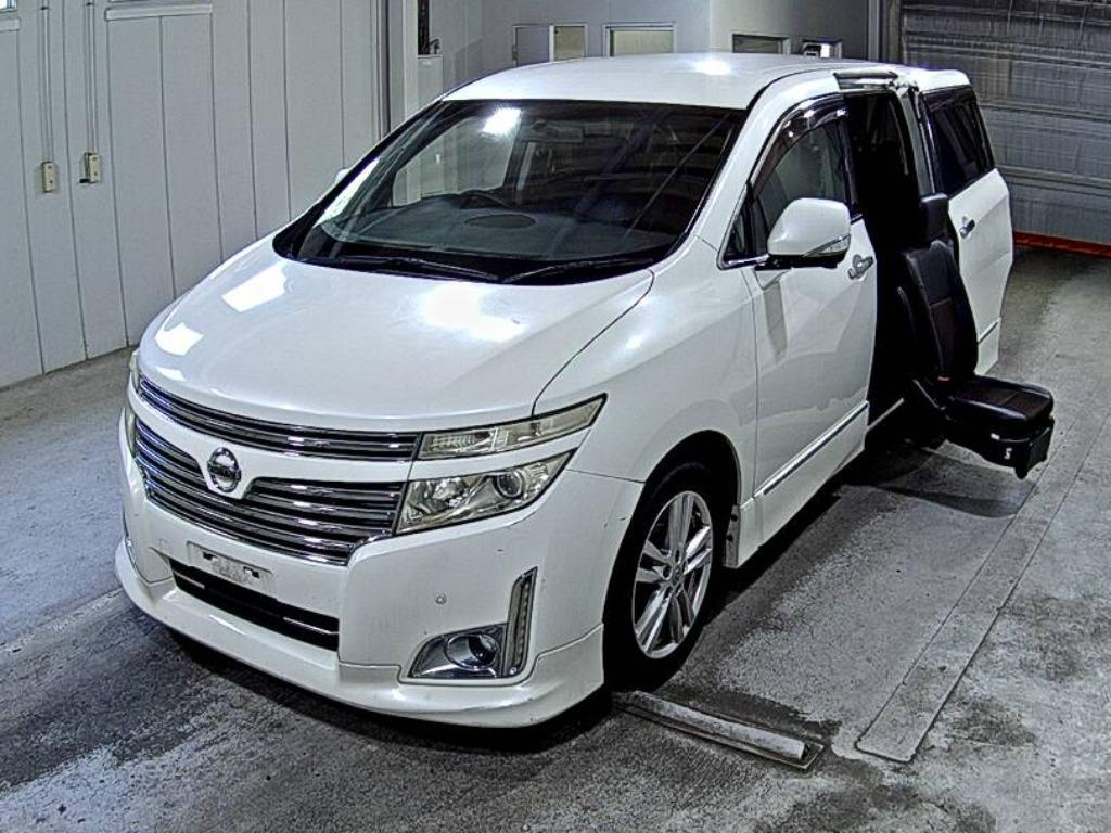 NISSAN ELGRAND 2012