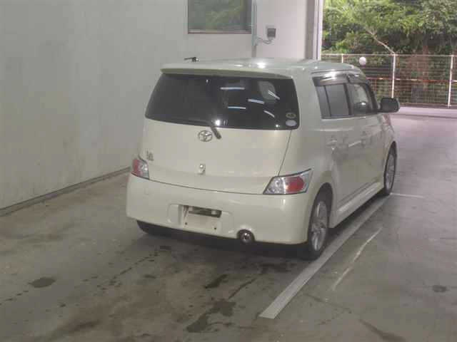 TOYOTA BB 2008