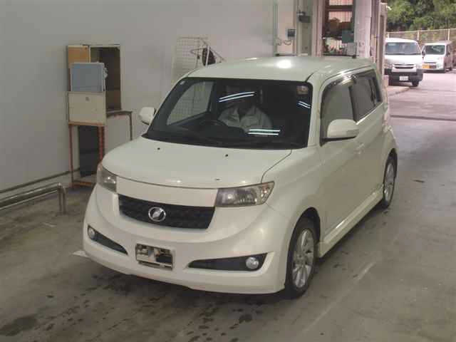 TOYOTA BB 2008