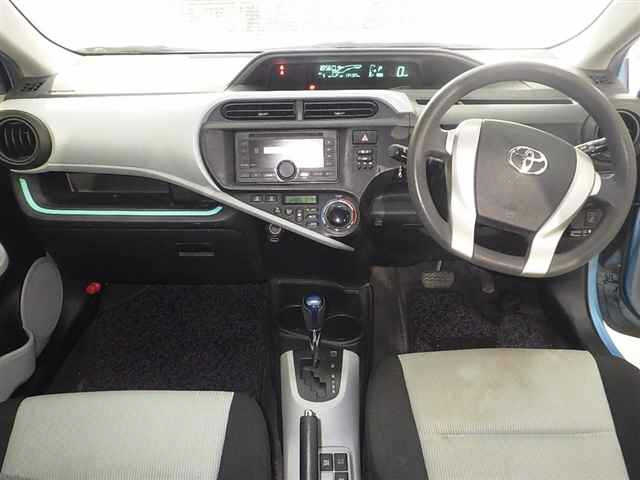 TOYOTA AQUA 2012