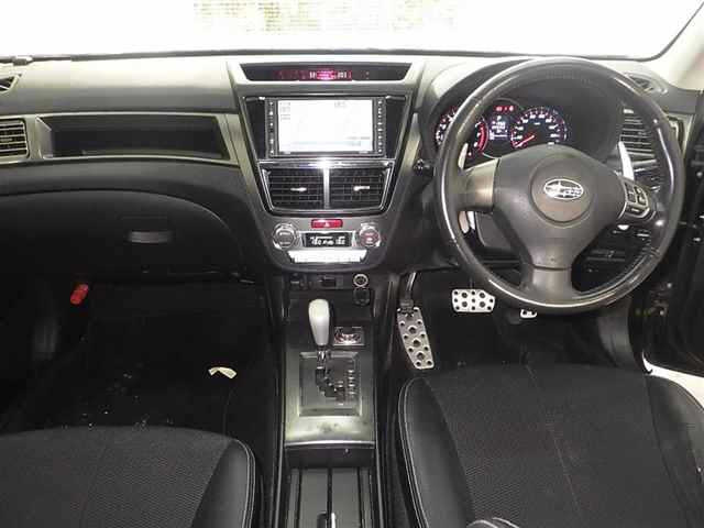 SUBARU EXIGA 2011