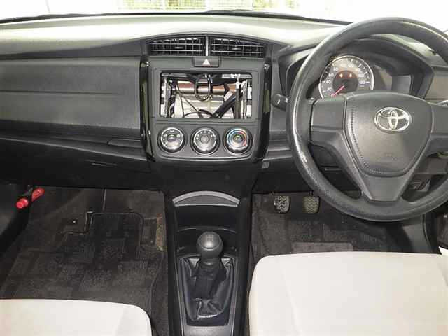 TOYOTA COROLLA AXIO 2015