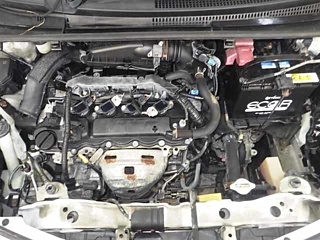 TOYOTA VITZ 2011