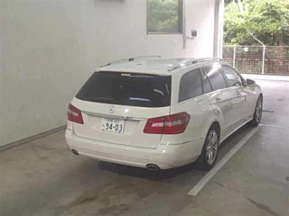 MERCEDES BENZ E CLASS WAGON 2010