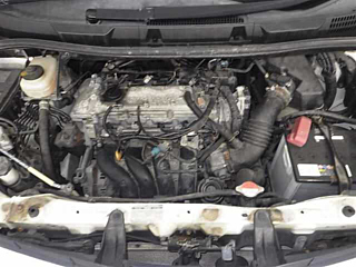 TOYOTA NOAH 2010