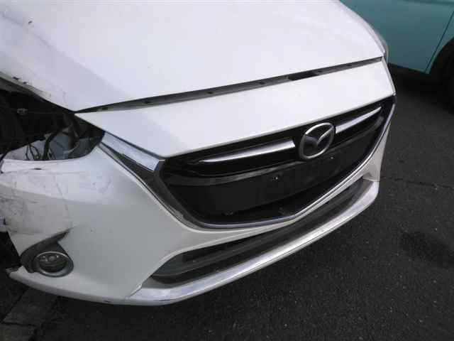 MAZDA DEMIO 2015