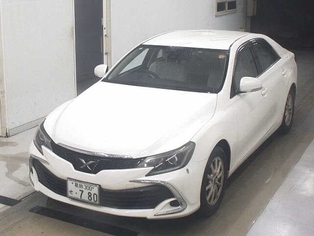 TOYOTA MARK X 2017
