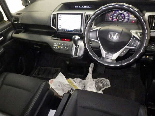 HONDA STEP WAGON 2012