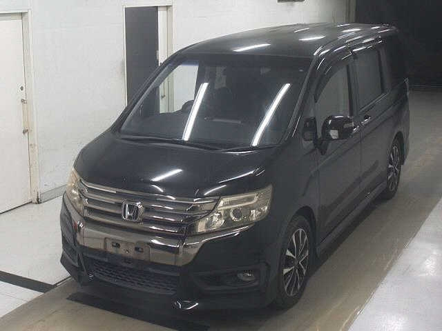 HONDA STEP WAGON 2012