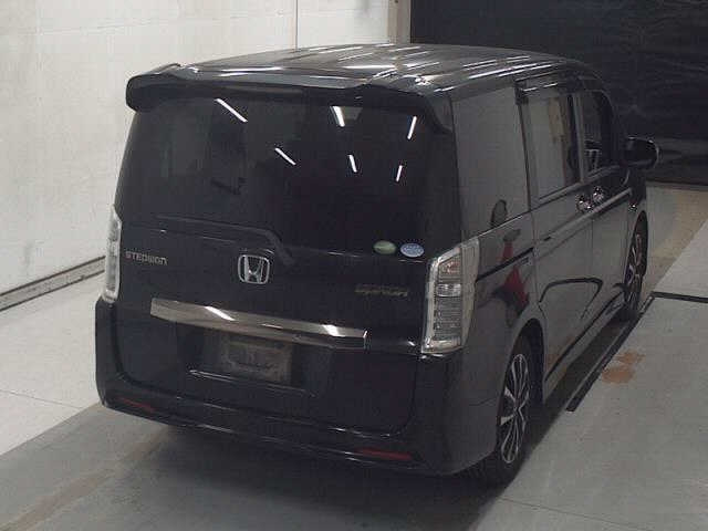 HONDA STEP WAGON 2012