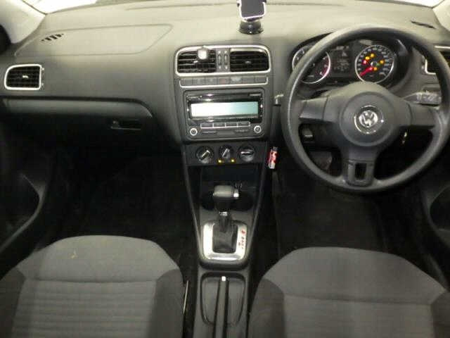 VOLKSWAGEN POLO 2010