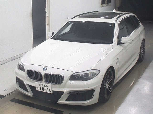 BMW 5 SERIES 2011