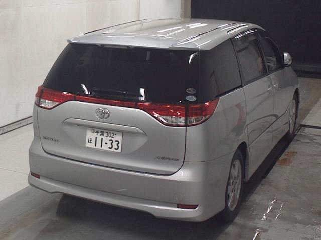 TOYOTA ESTIMA 2009