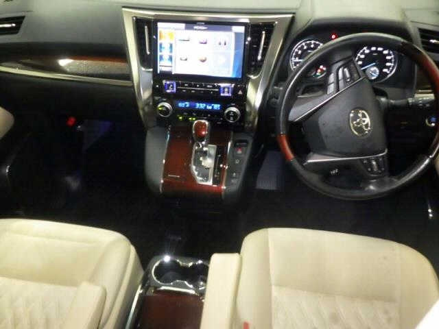 TOYOTA ALPHARD 2017