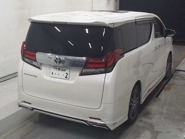 TOYOTA ALPHARD 2017
