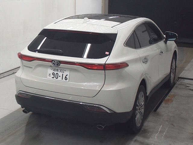 TOYOTA HARRIER 2022