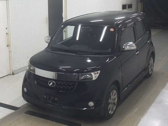 TOYOTA BB 2012