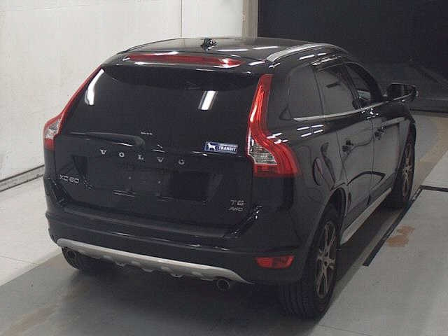 VOLVO XC60 2011