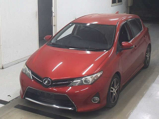 TOYOTA AURIS 2014