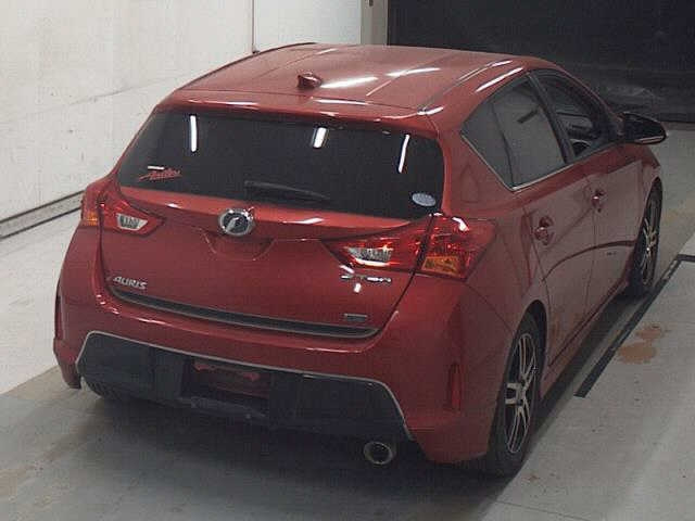 TOYOTA AURIS 2014