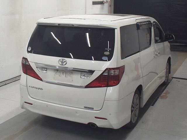 TOYOTA ALPHARD 2010