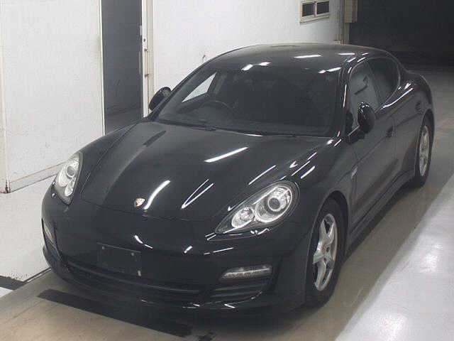 PORSCHE PANAMERA 2011