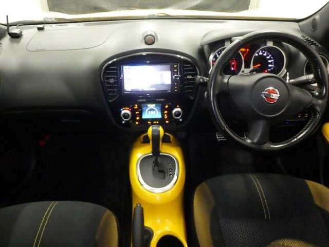 NISSAN JUKE 2017