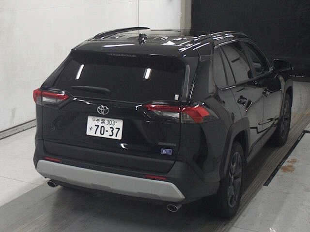 TOYOTA RAV4 2023