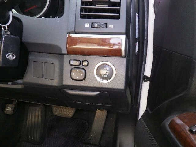 TOYOTA MARK X 2013