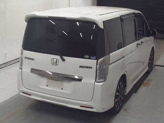 HONDA STEP WAGON 2012