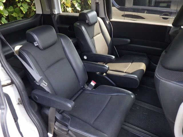HONDA STEP WAGON 2012