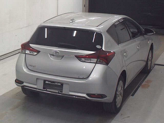 TOYOTA AURIS 2017