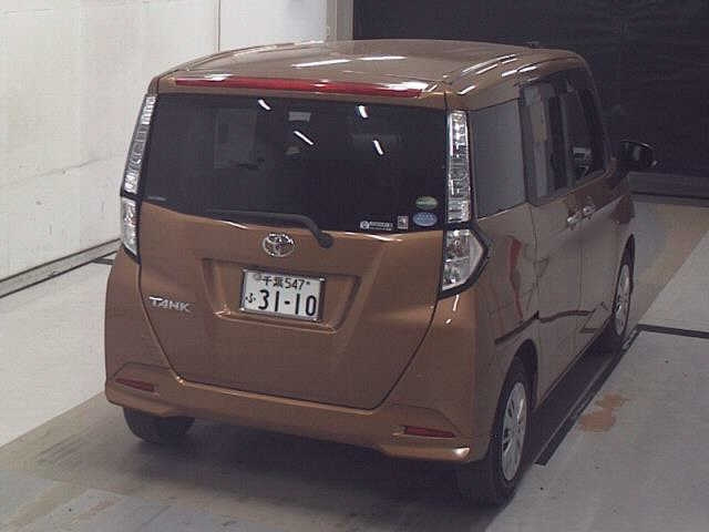 TOYOTA TANK 2018
