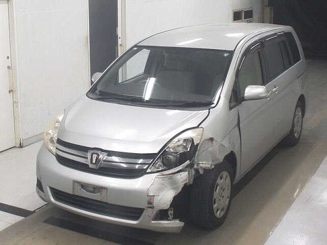 TOYOTA ISIS 2012
