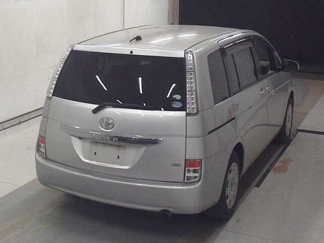 TOYOTA ISIS 2012
