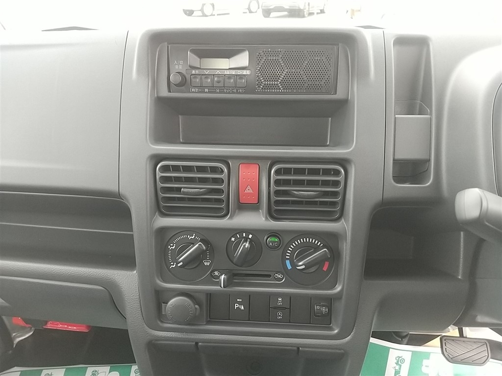 NISSAN CLIPPER TRUCK 2025