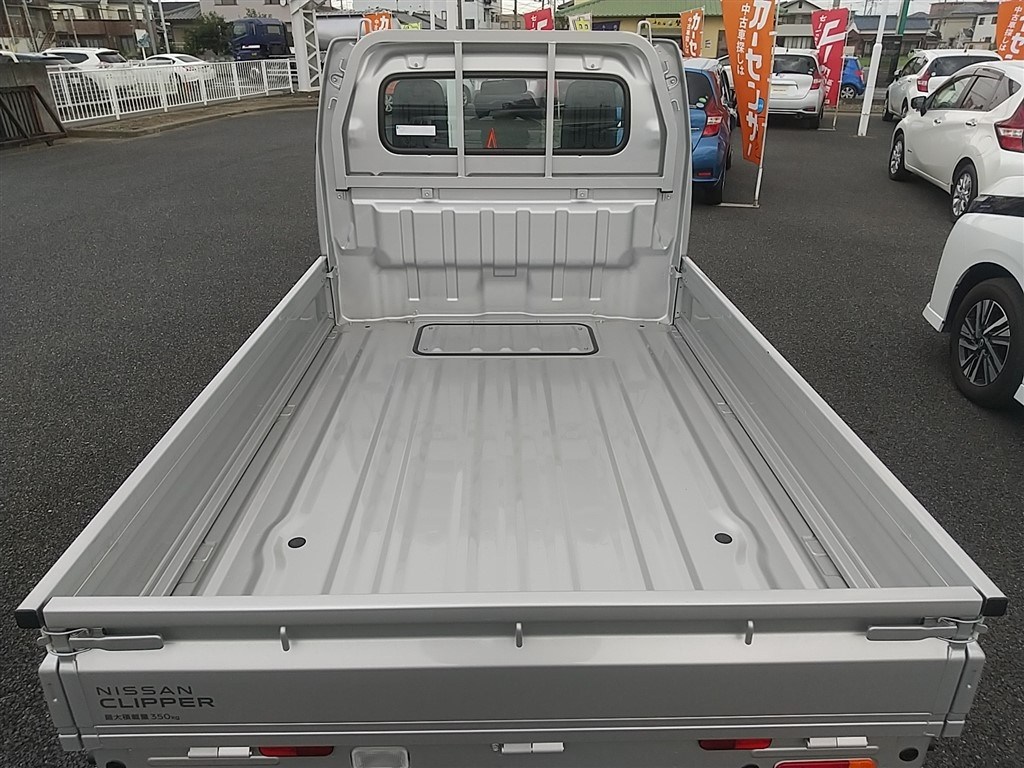 NISSAN CLIPPER TRUCK 2025