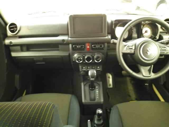 SUZUKI JIMNY NOMADE 2025