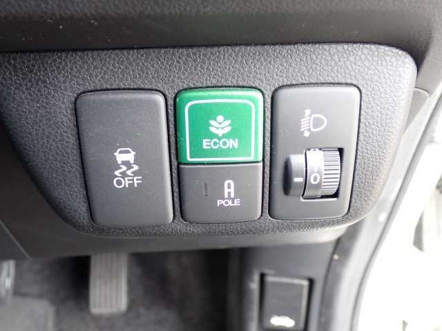 HONDA FIT SHUTTLE 2012