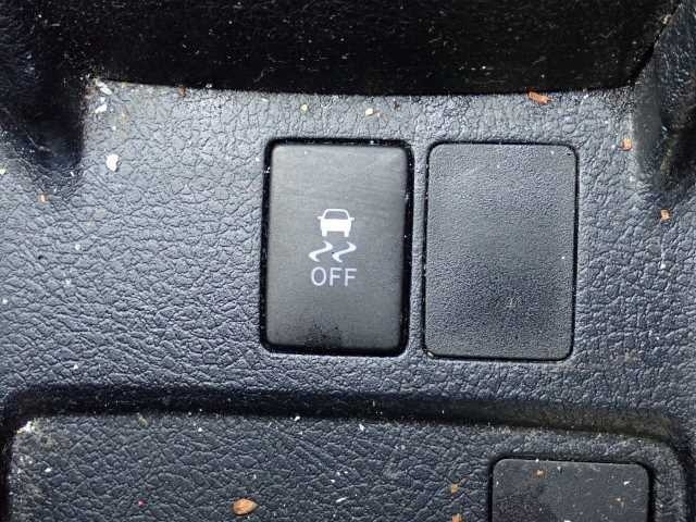 TOYOTA COROLLA AXIO 2016