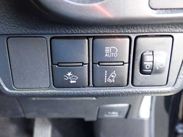 TOYOTA COROLLA FIELDER 2018